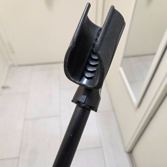 Professional Tripod Microphone Stand with Boom Arm - Picture 2 of 7